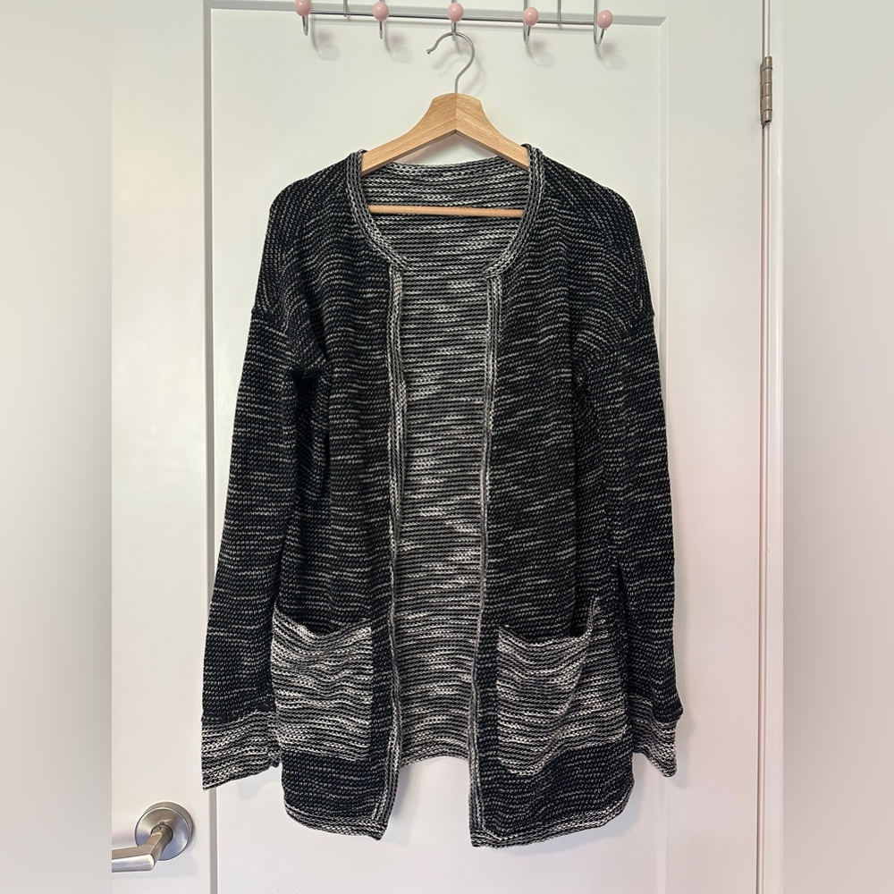 Relaxed oversized knit cardigan